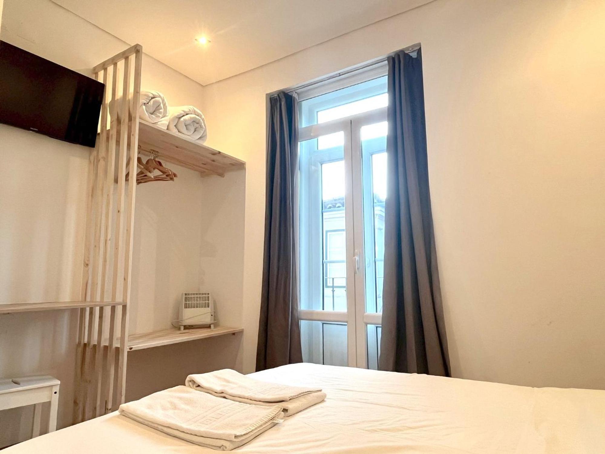 Bairro Alto Hostel Lissabon Exterior foto